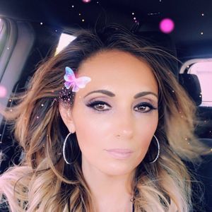 Meet your Posher, Angie